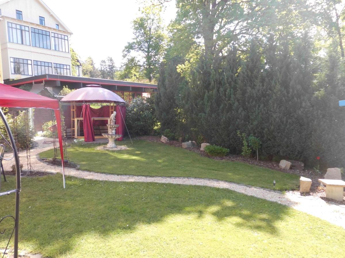 Hotel Sonnenberg Schloesschen เบราน์ลาเกอ ภายนอก รูปภาพ