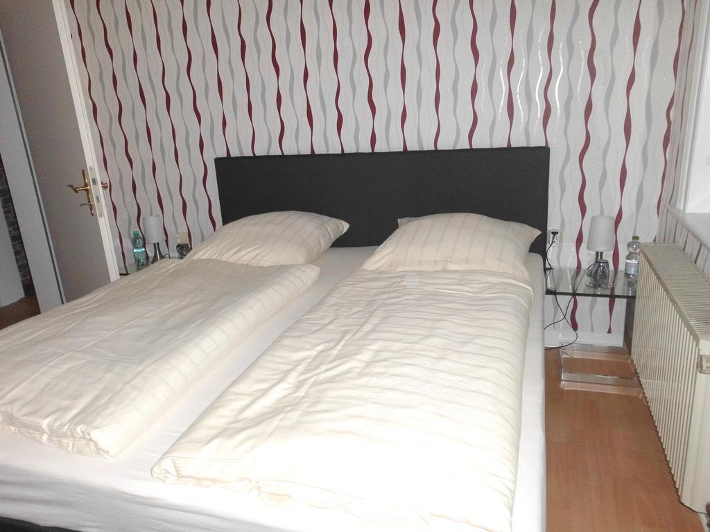 Hotel Sonnenberg Schloesschen เบราน์ลาเกอ ภายนอก รูปภาพ